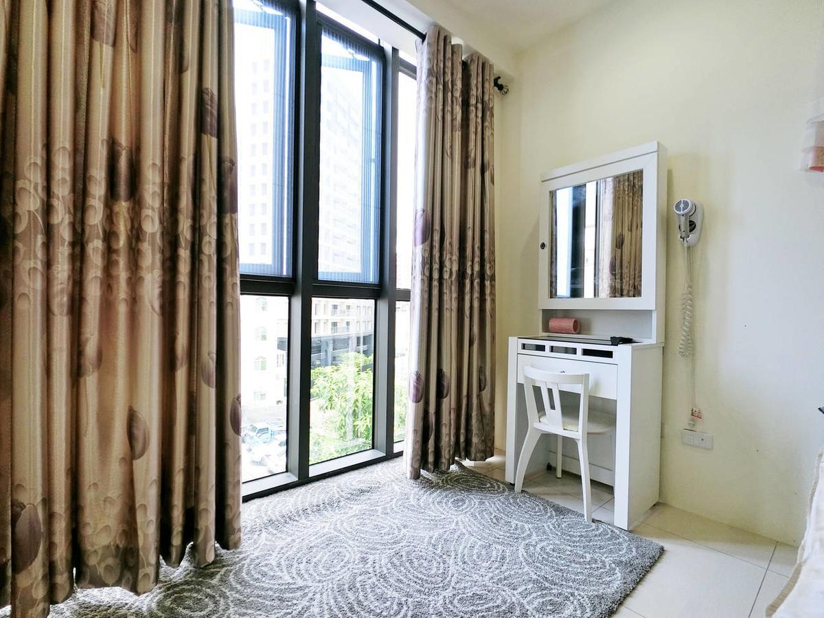 Kaohsiung Raifong Corner Homestay Экстерьер фото